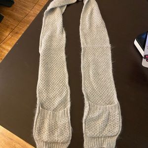 Mini Boden Knitted Scarf